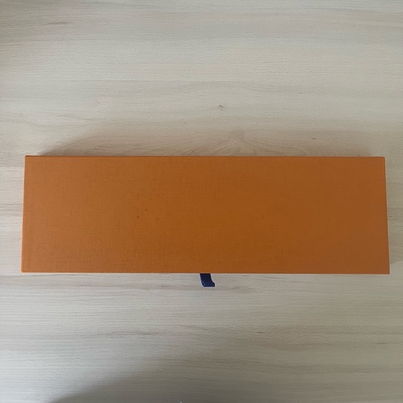 Louis Vuitton sliding drawer tie box and small bag - Picture 3 of 4